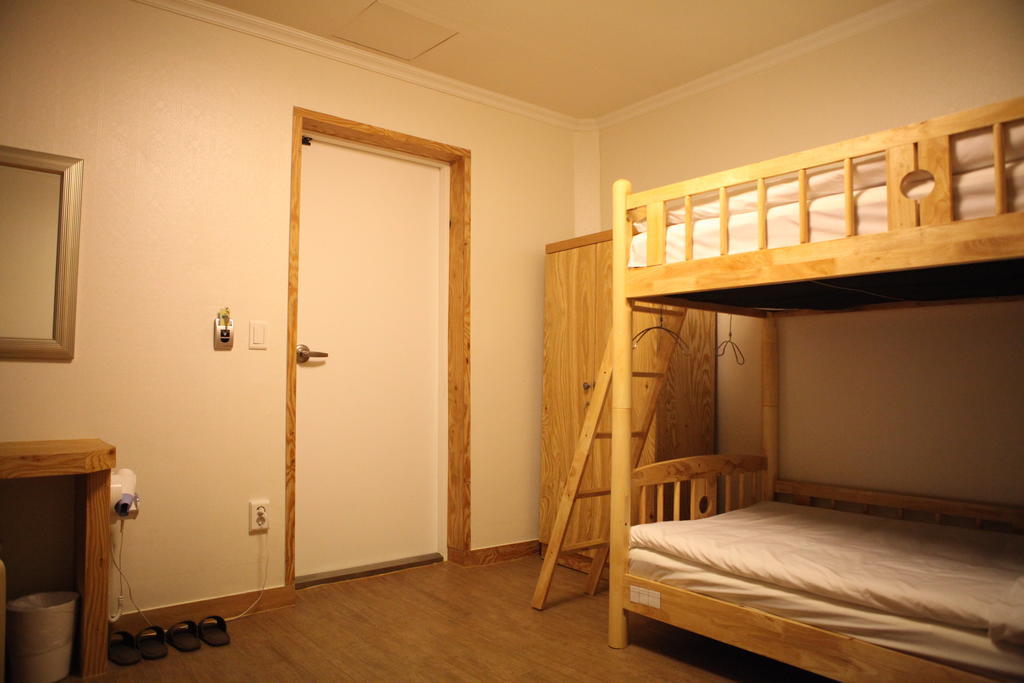 Atti Guesthouse Seoul Værelse billede